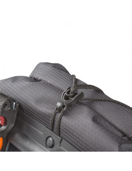 aqua front light ( green ) - bolsas dentaleras 2 piezas  22l - vaude