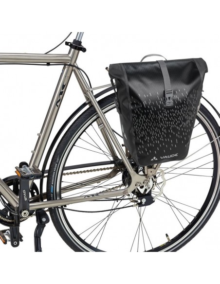 aqua back luminum single ( black ) - alforja trasera 24 l - vaude