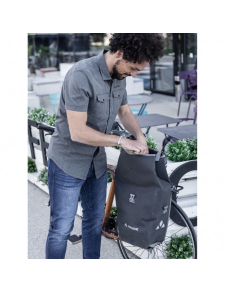 aqua back deluxe (black) 48l - alforjas traseras (2 piezas de 24l) - vaude