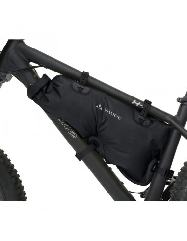 trailframe (black) - bolsa impermeable de 8l - vaude