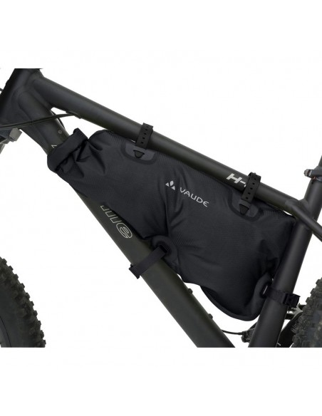 trailframe (black) - bolsa impermeable de 8l - vaude