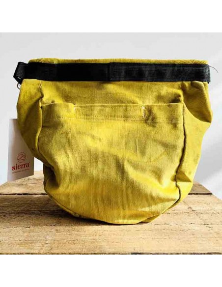 solid bucket pistache - bolsa de magnesio para boulder - sierra