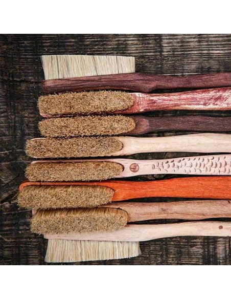 faza chaos - cepillo de madera con tallado irregular hecho a mano - faza brushes