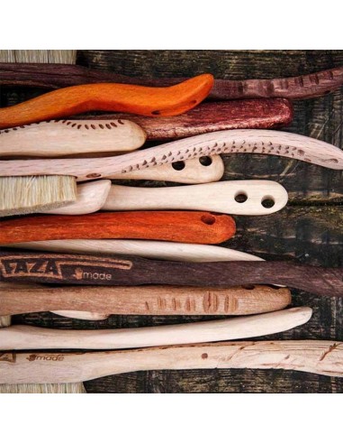 faza chaos - cepillo de madera con tallado irregular hecho a mano - faza brushes